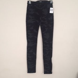 Hudson Midrise Nico Super Skinny Jeans 23 NWT